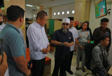 Gubernur Tinjau Samsat Desa di Pondok Kelapa Bengkulu Tengah