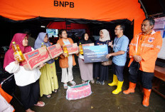   Bank Mandiri  Distribusikan Bantuan Bagi Warga Terdampak di Kabupaten Bandung Barat