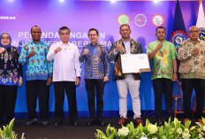 Menaker Hadiri PKB PT. Freeport dan Serikat Karyawan, Minta PKB Dikawal