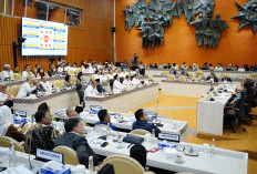 Raker Bersama Pansus DPR RI, Menteri Nusron Targetkan Kebijakan Satu Peta Rampung Lebih Cepat