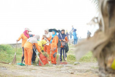  DLH Bengkulu Siagakan Armada dan Petugas Jaga kebersihan Kawasan Wisata Bengkulu