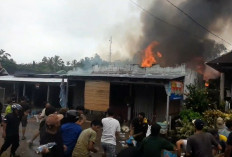 Kebakaran di Pasar Tais Seluma Hanguskan Enam Ruko, Kerugian Ditaksir Rp 1 Miliar Diduga Korsleting Listrik