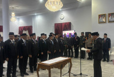 Almedian Saleh Jabat Sekwan, Kadis Kesehatan Rudi Syawaludin Dimutasi ke Staf Ahli