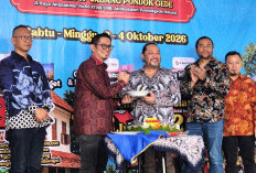   FIFGROUP Pondok Gede Hadirkan Beragam Promo,  Hiburan, dan Kegiatan Sosial 