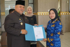 73 PPPK Tahap II Formasi 2024 Terima SK, Bupati BS Minta PPPK Mampu Berkontribusi Bagai Daerah